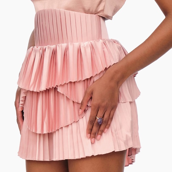 Andrea Iyamah Hibi Pleated High Rise Shorts - Picture 4 of 9